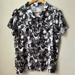 Oiselle Benjamina Button short sleeve, size 10